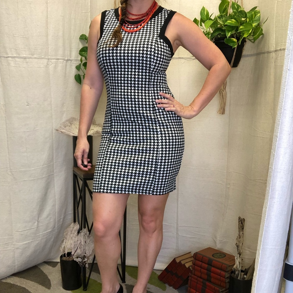 Love Culture Bodycon houndstooth print tank dress